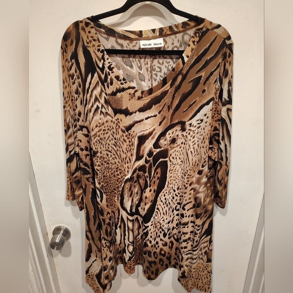 Nicole Marie Slinky Asymmetric Hem Animal Print Tunic Top Sz XL Made In USA